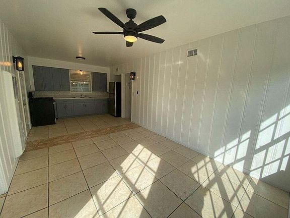 2nd image of 3729 Lambert Avenue