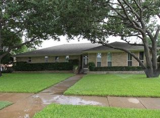 1309 Trowbridge St, Garland, TX 75040