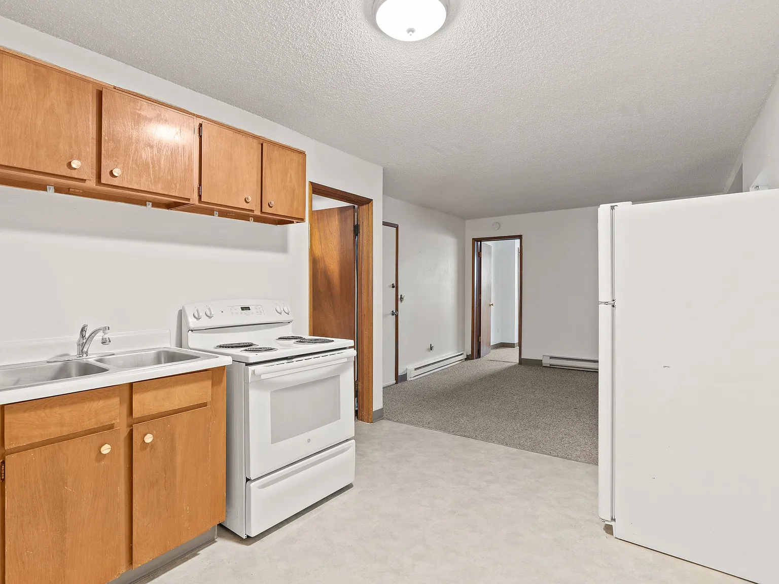 1 bed, 600 sqft, $1,100 — Photo 2
