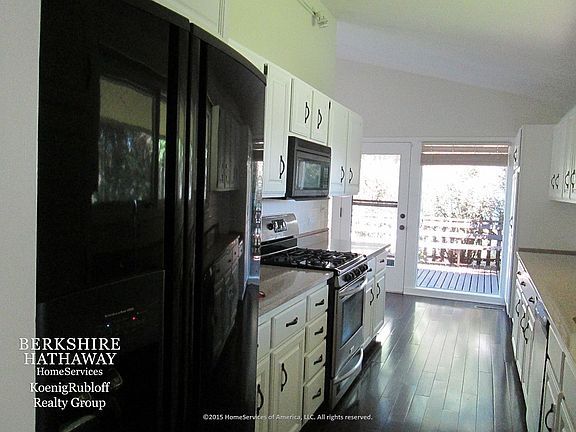 5th image of 340 W Lincoln Ave