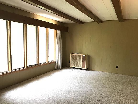 5th image of 1831 City Heights Dr