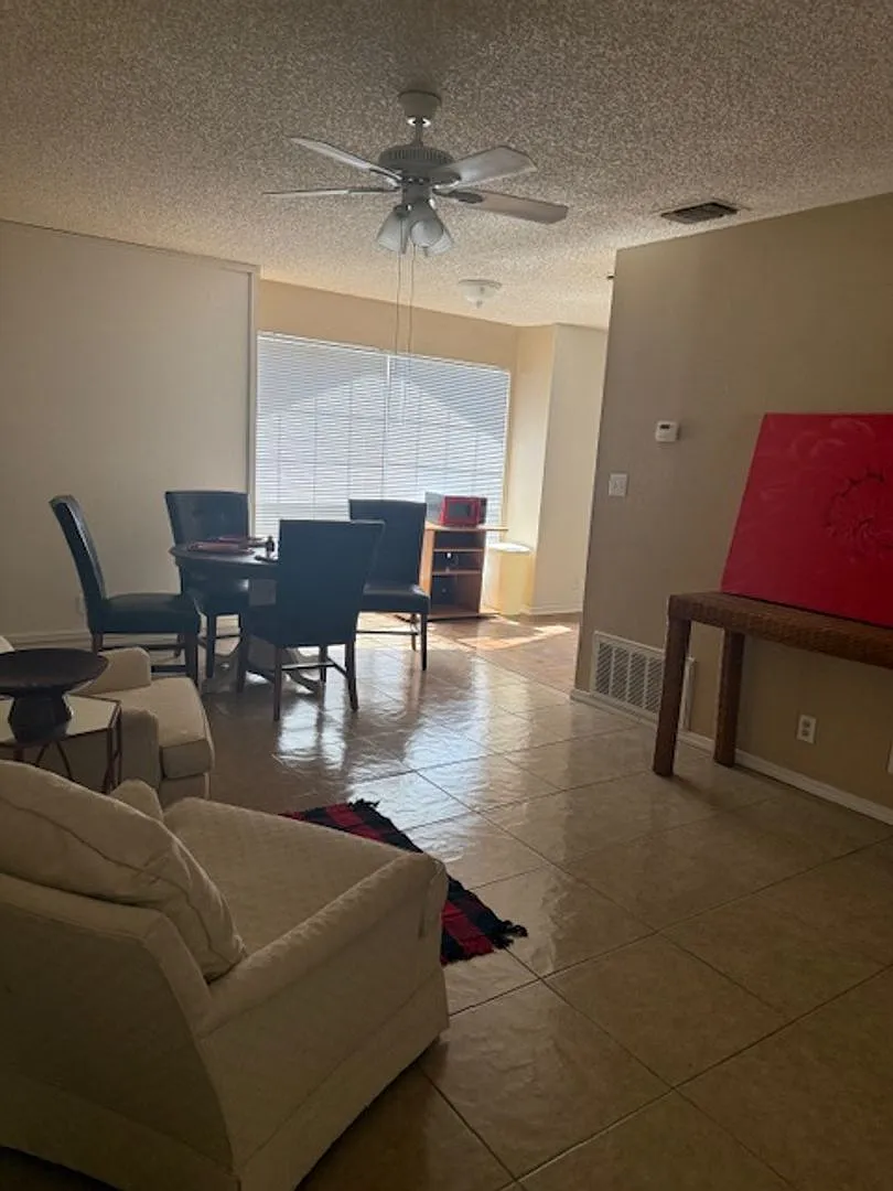 Room in 2 Bedroom Home at Starcrest Dr — Photo 3