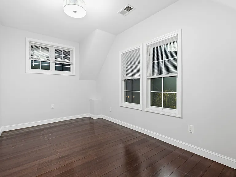 318 Concord Ave #318 — Photo 54