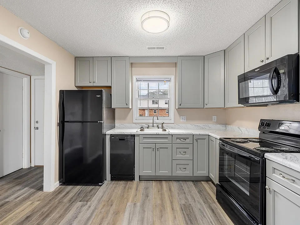 Cooper's Landing Apartments