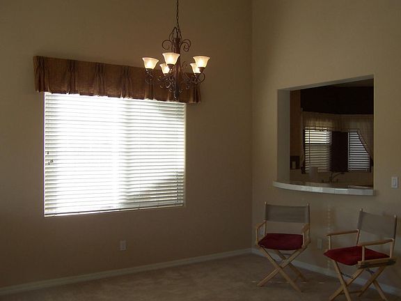 2nd image of 1021 E Hartley Pl