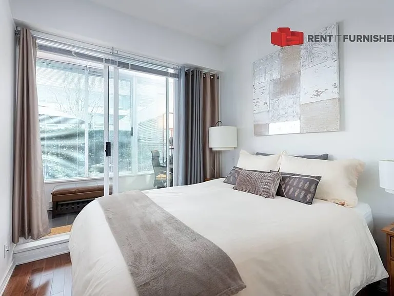 522 W 8th Ave #303 — Photo 7