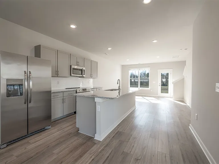4213 Gandalf Ln — Photo 7