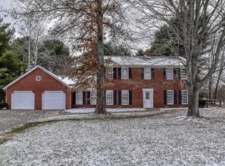 8389 S Cleveland Massillon Rd, Clinton, OH 44216