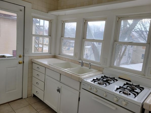 512 College Ave APT 2