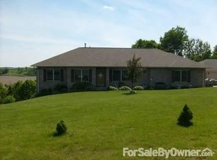 31370 383rd Ave, Bellevue, IA 52031
