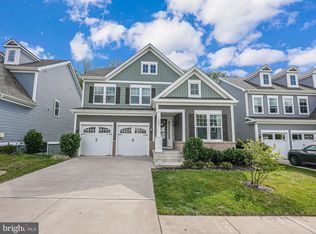 129 Hibiscus Dr, Stafford, VA 22554
