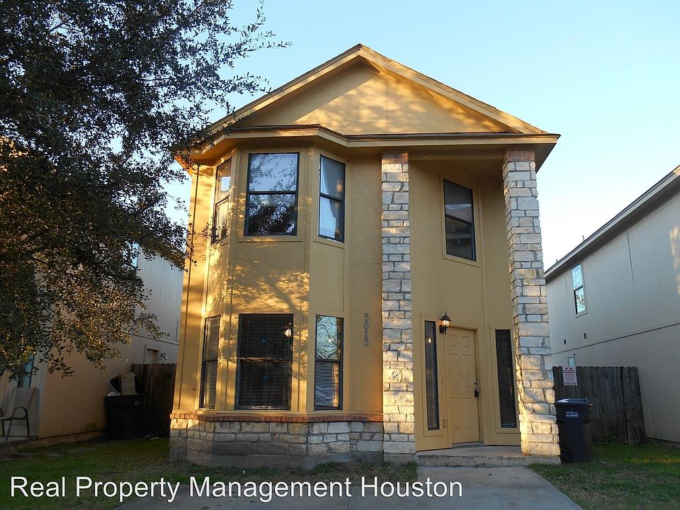 1st image of 3013 La Estancia Ln