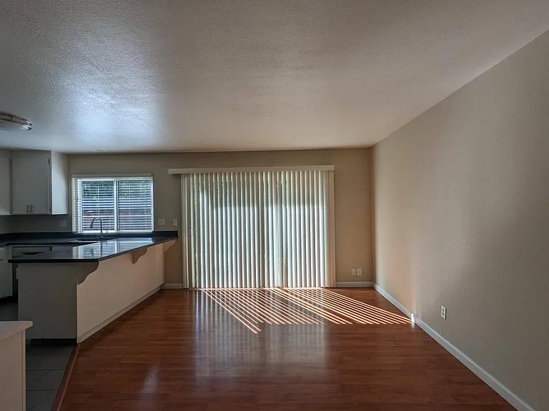620 Willowgate St #3 — Photo 6