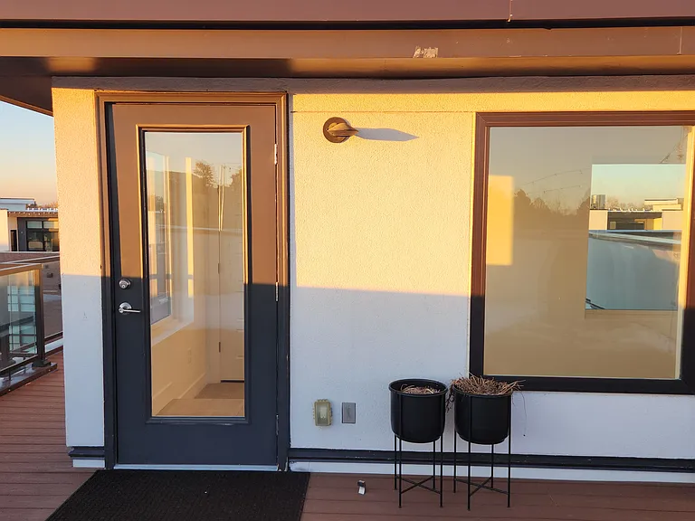 6830 E Lowry Blvd — Photo 29
