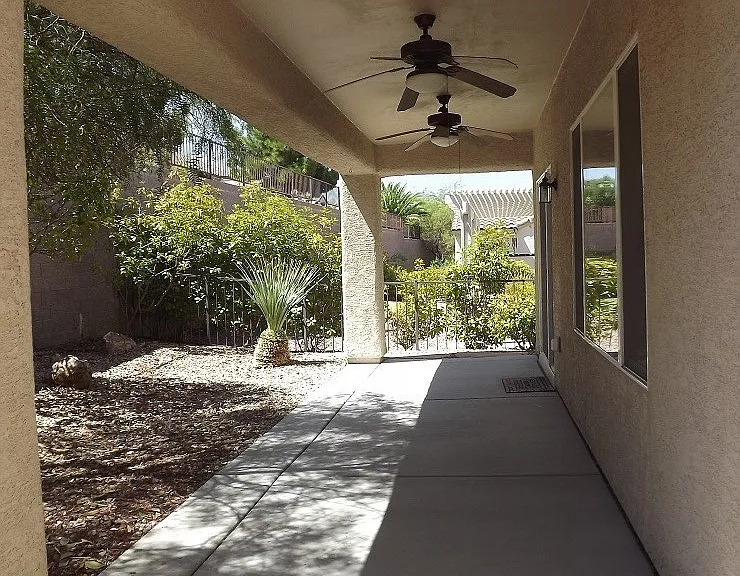 2188 Sawtooth Mountain Dr — Photo 17