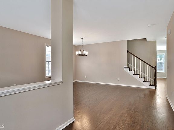 3rd image of 251 Independence Ln