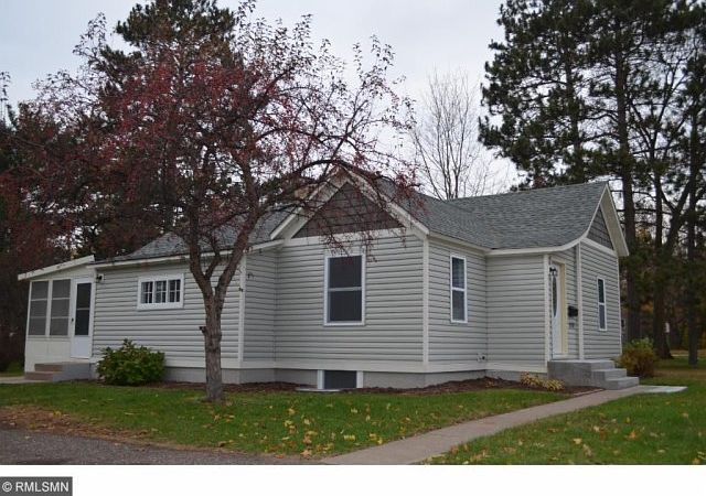 1st image of 526 Oakwood Dr