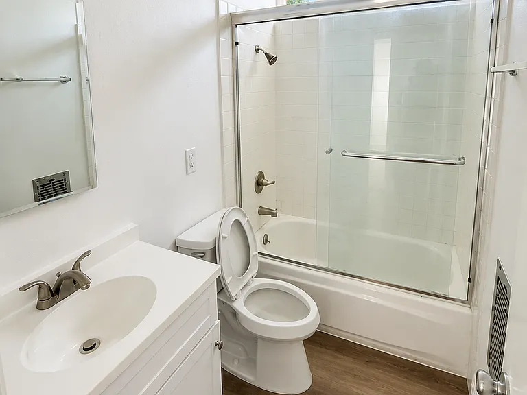 25246 Bigelow Rd #3 — Photo 7
