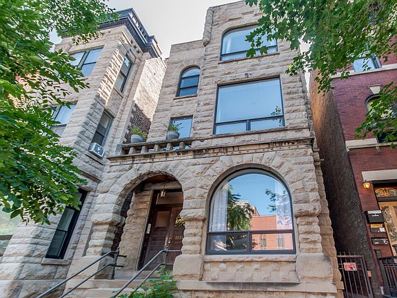 2nd image of 2131 N Sheffield Ave #1
