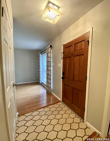 3514 Clearfield Dr — Photo 2