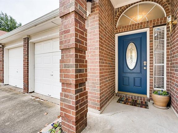 4th image of 1129 Brevito Dr