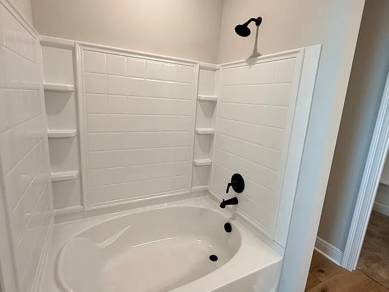 820 Venecia Dr — Photo 21