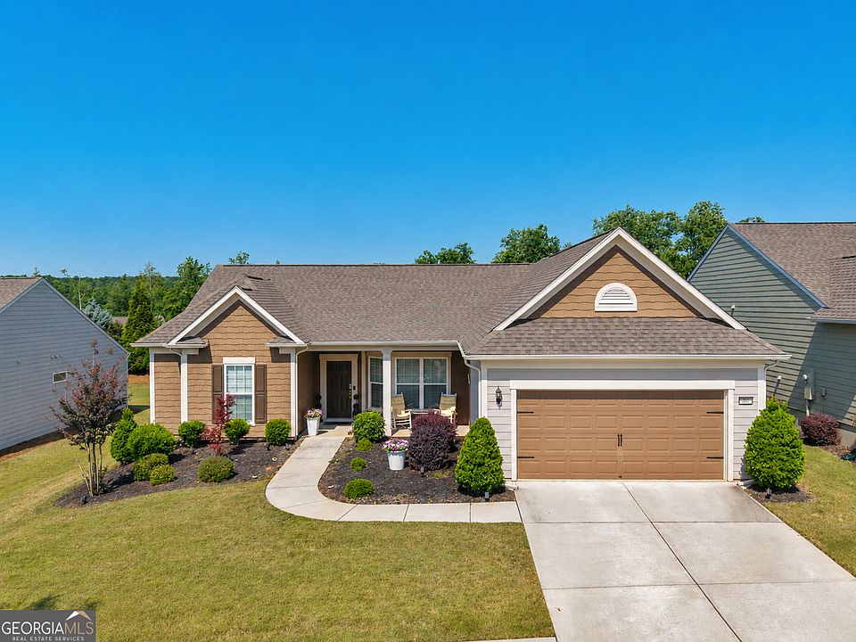 1st image of 203 Camelia Ct
