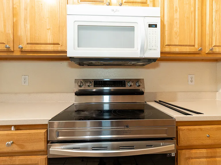10075 Gate Pkwy N #2202 — Photo 28