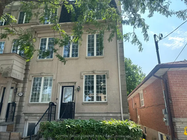 757 Sheppard Ave W #14, Toronto, ON M3H 2S9