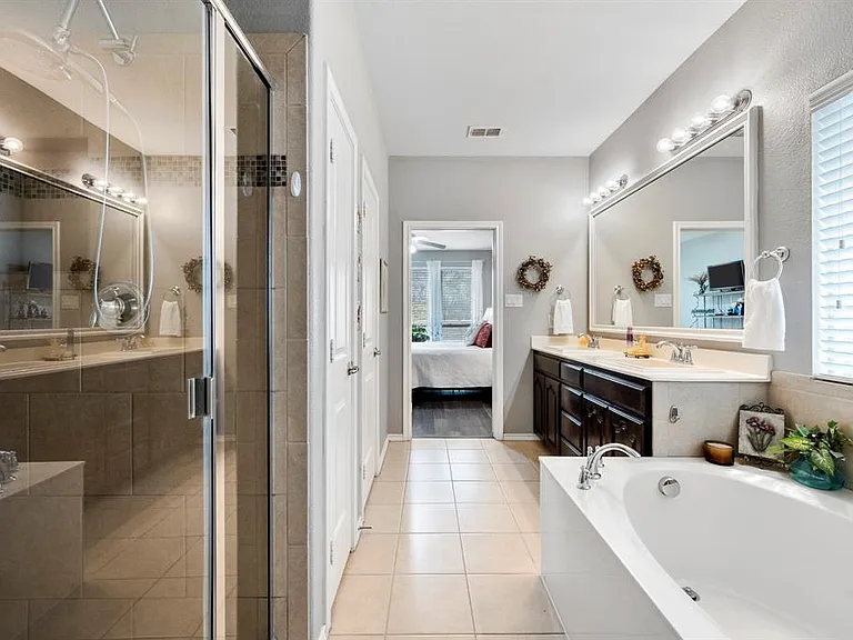 13037 Palancar Dr — Photo 24