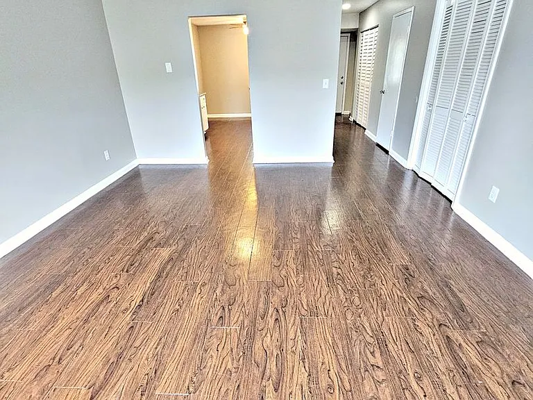 Avalon Cove Townhomes — Photo 16