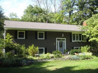 28 Quincy Rd, Putnam Valley, NY 10579