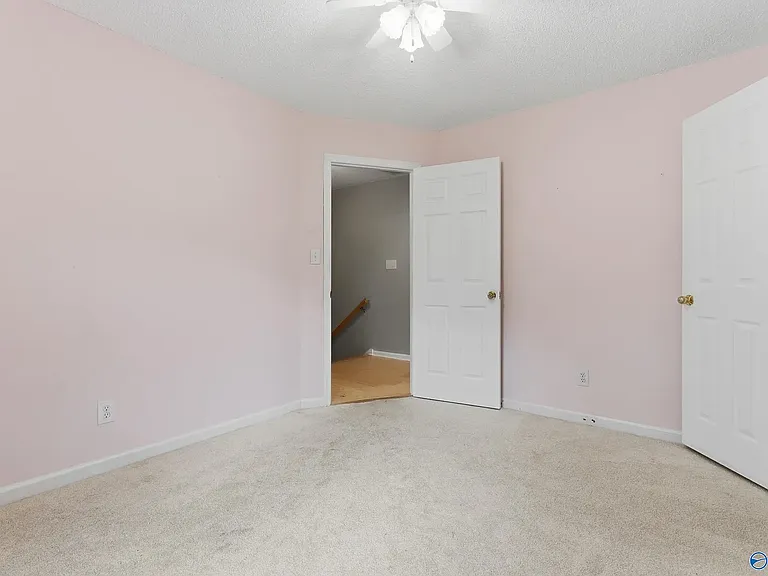 106 Golden Oak Dr — Photo 28