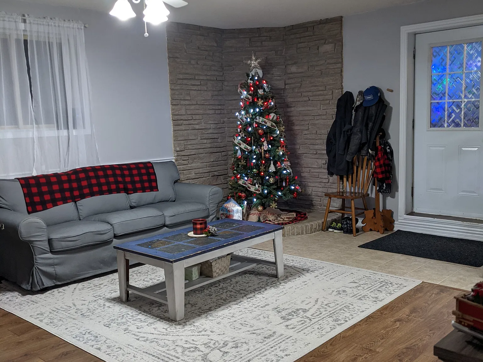 3 bed, $1,950 — Photo 3
