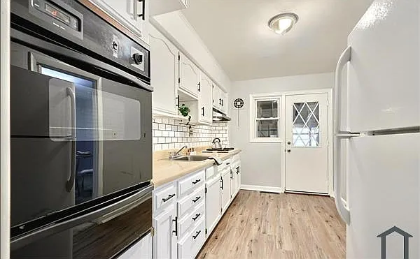 1718 Stokesley Rd — Photo 3
