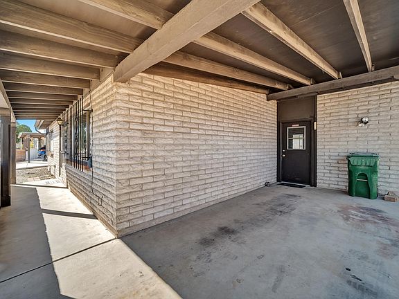 4th image of 726 S Abrego Dr