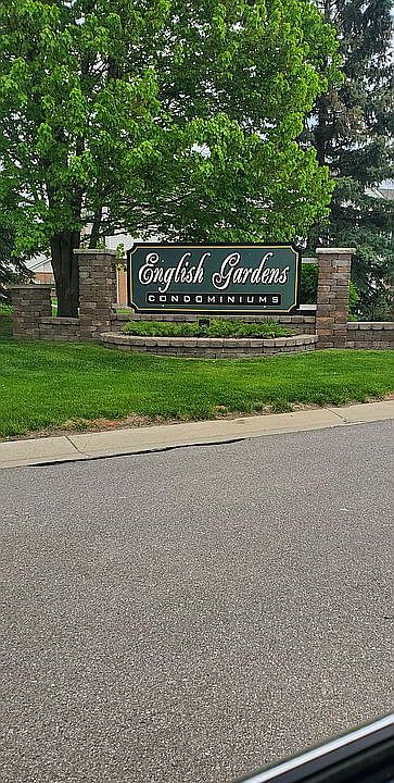 English Gardens Complex