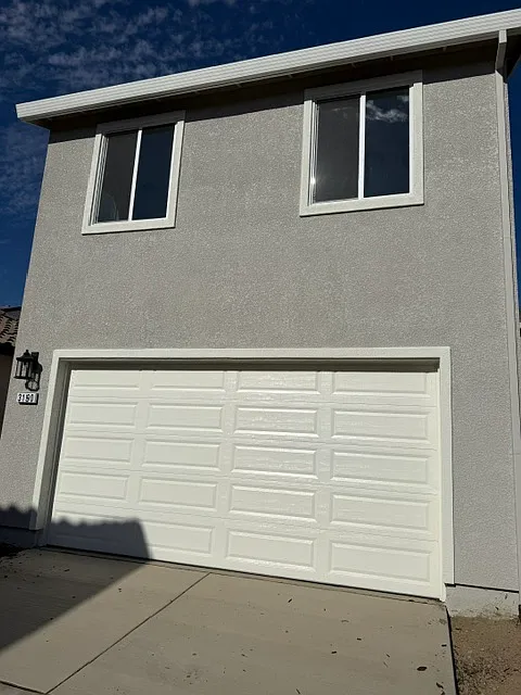 3194 Summit Dr
