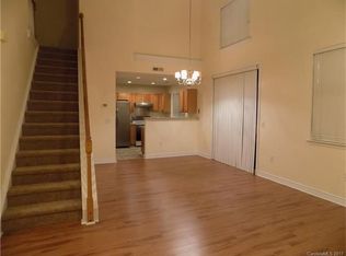 9445 Meadowmont View Dr, Charlotte, NC