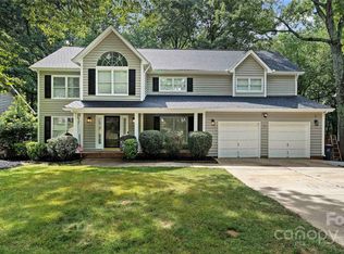 12531 Cliffcreek Dr, Huntersville, NC 28078