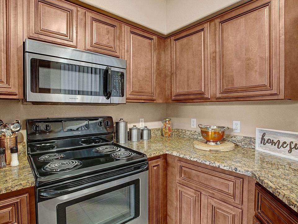 Hawthorne Kitchen