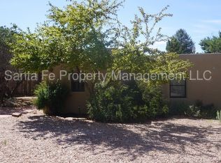990 Martinez Ln, Santa Fe, NM 87505