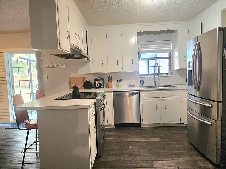 7895 Bay Meadows Dr — Photo 8