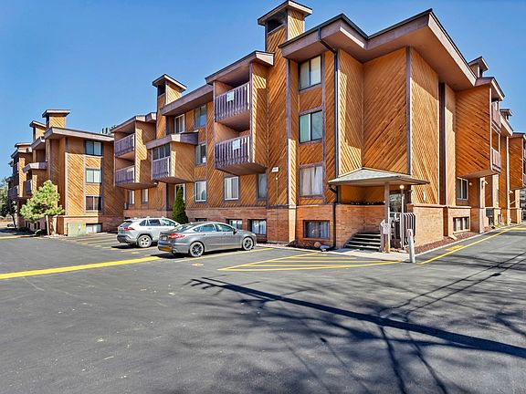 2nd image of 935 Saturn Dr #107