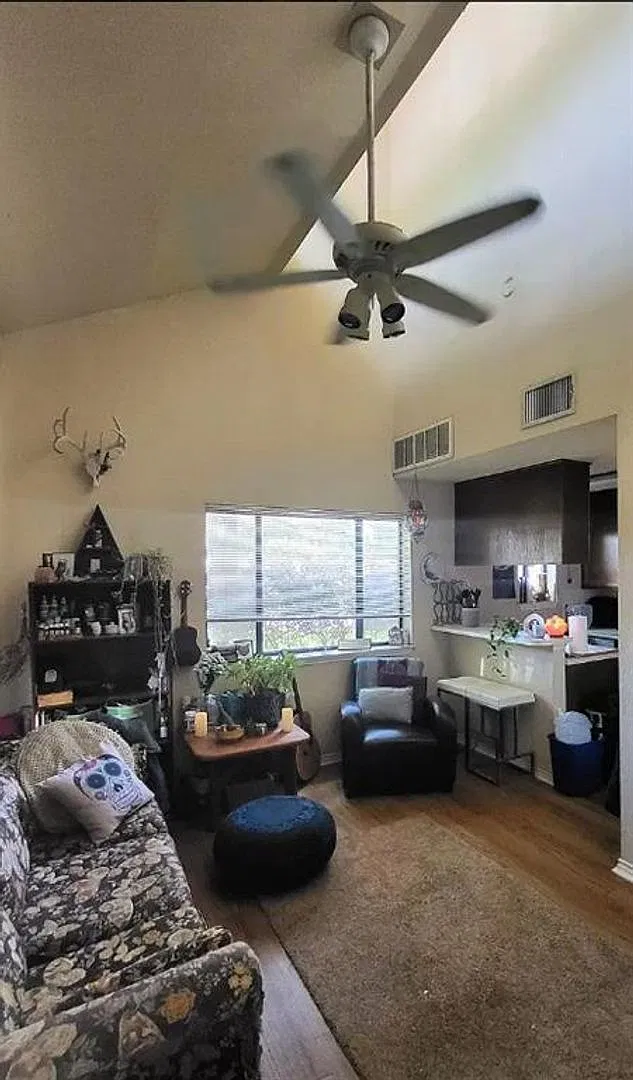 601 Nelray Blvd — Photo 3