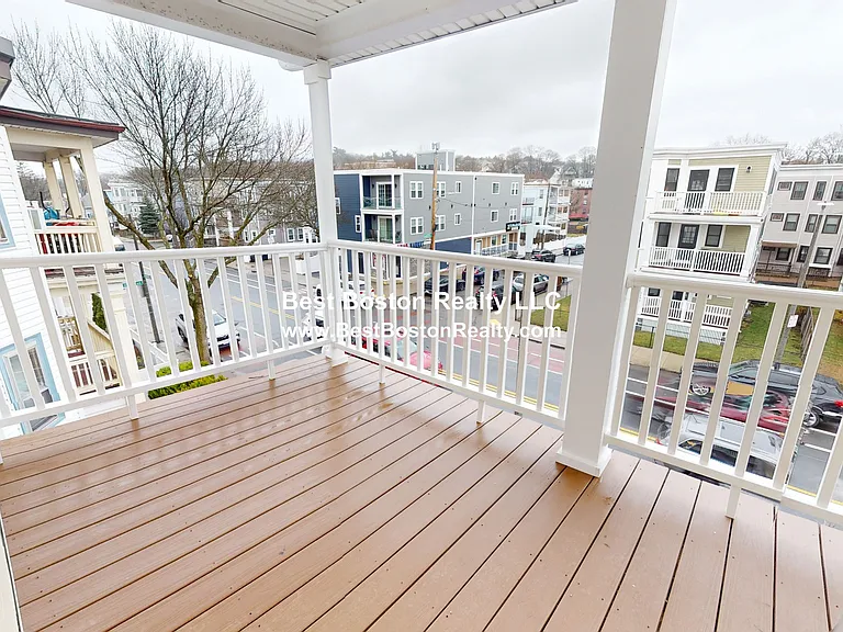 3943 Washington St #1 — Photo 15