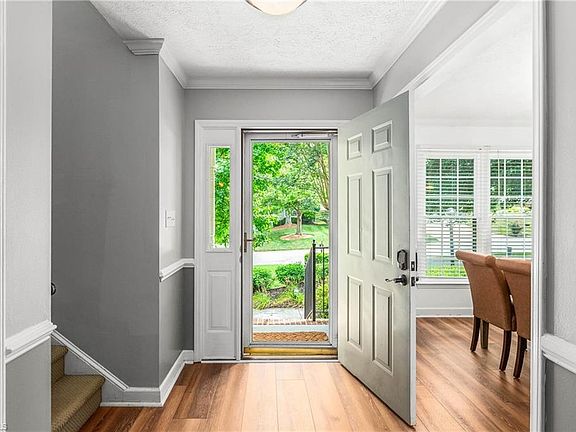 3rd image of 6205 Spring Park Rd