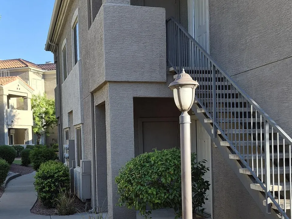 3830 E Lakewood Pkwy E #1009