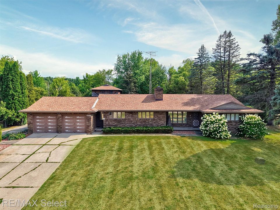 1st image of 11080 Lapeer Rd