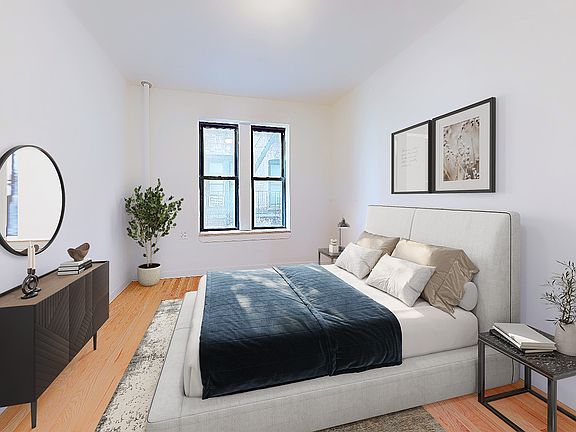 4th image of 3115 32nd St APT 3